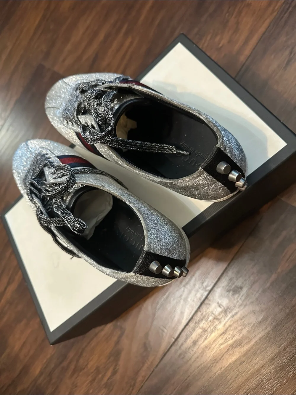 Gucci Silver Glitter Low-Top Sneakers with Red & Blue Web Stripe